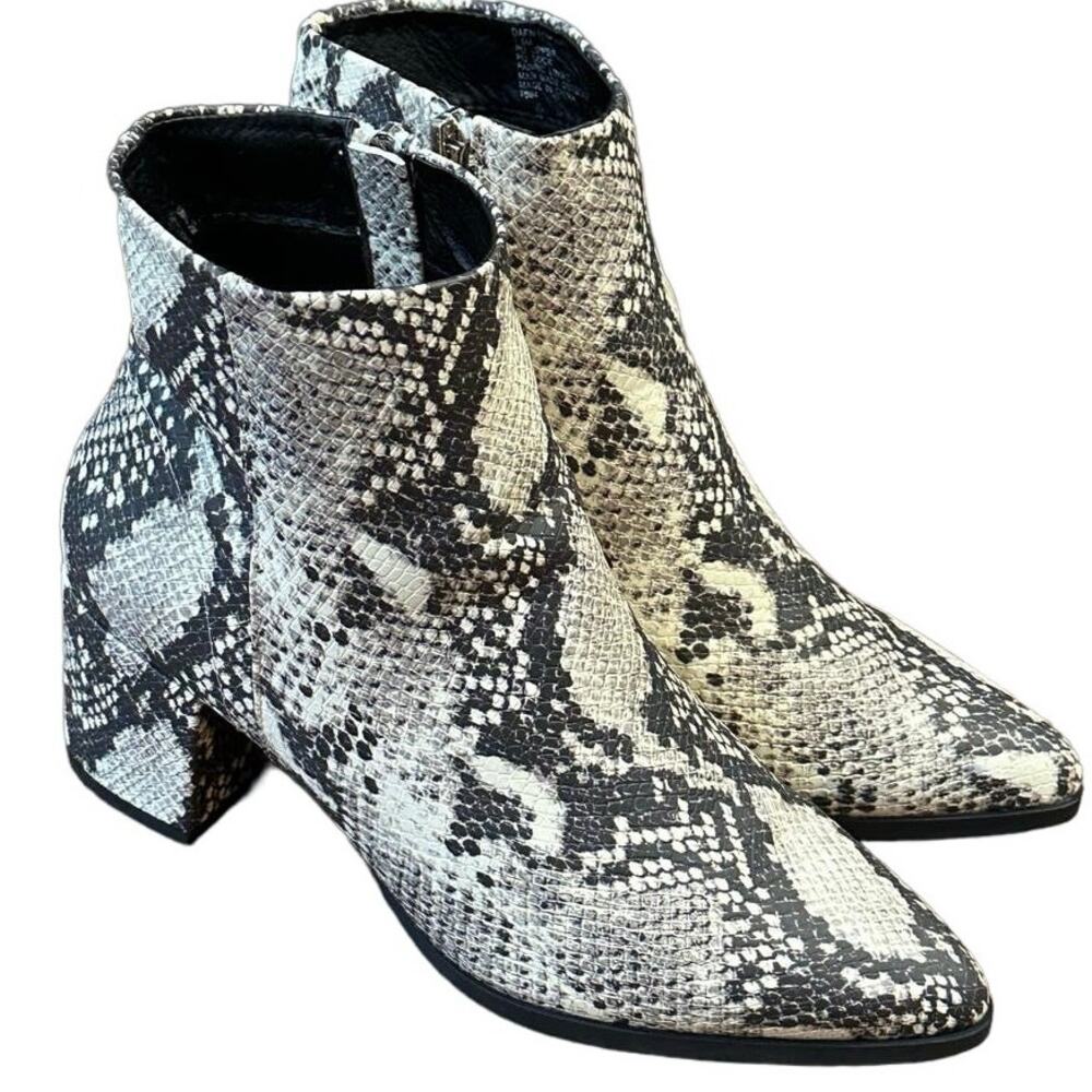 Madden Girl Dafnii Snake Print Ankle Boots 7.5M Pointed Toe Block Heel Side Zip